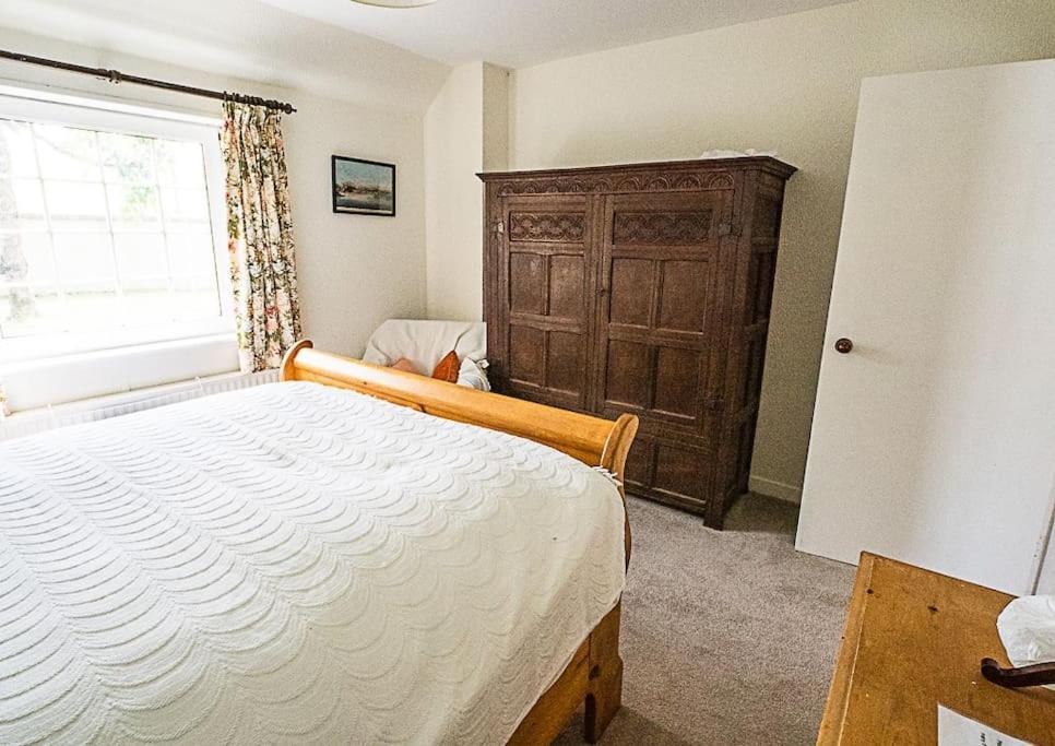 West Lodge 3 Bedrooms, Near Golf Course And River Turriff Exterior foto