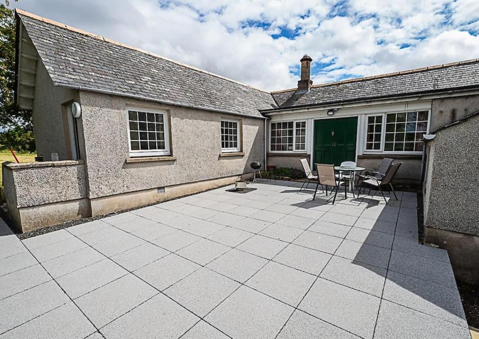 West Lodge 3 Bedrooms, Near Golf Course And River Turriff Exterior foto